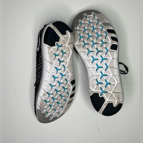 Nike Free Transformer Flyknit Running Shoe Size 7 Black / Blue - Picture 5 of 6